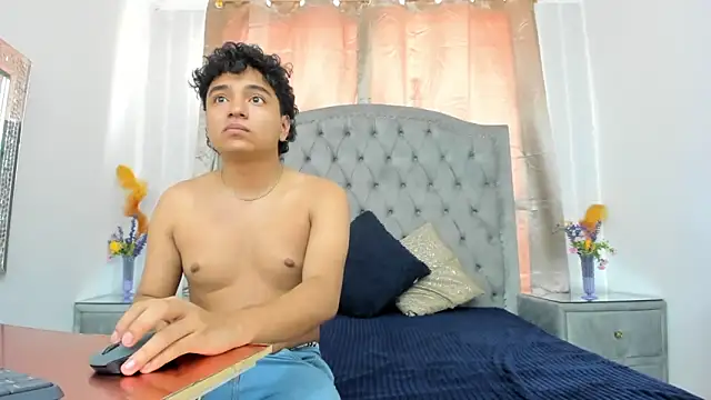 Snapshot of LiamANDJordan chatting on December 14, 2025, 7:08 pm LiamANDJordan online show from December 14, 2025, 7:08 pm