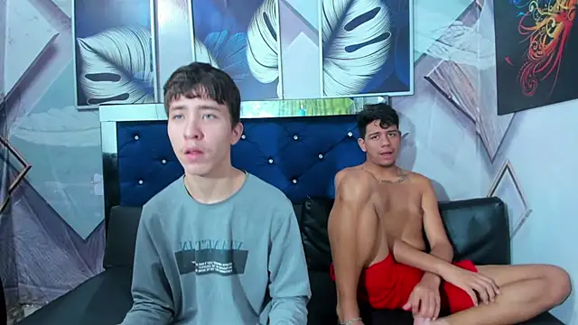 Snapshot of Room_boys_hot chatting on November 18, 2025, 2:42 pm Room boys hot online show from November 18, 2025, 2:42 pm