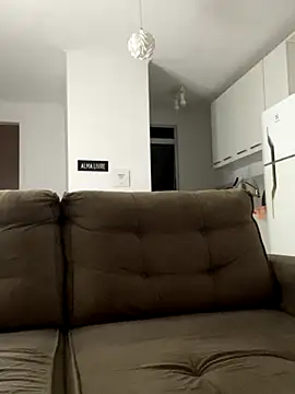 dorneles20 online show from November 13, 2025, 4:05 am