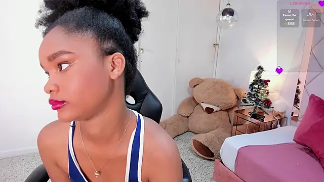 karolebonyy online show from December 1, 2025, 1:45 pm