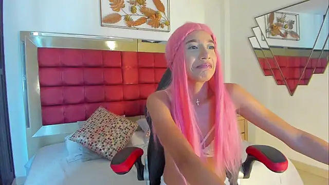 Snapshot of EmmaCarther chatting on October 25, 2025, 6:08 pm EmmaCarther online show from October 25, 2025, 6:08 pm