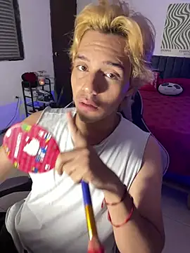 Snapshot of Habel__moretti chatting on February 22, 2026, 7:37 pm Habel moretti online show from February 22, 2026, 7:37 pm