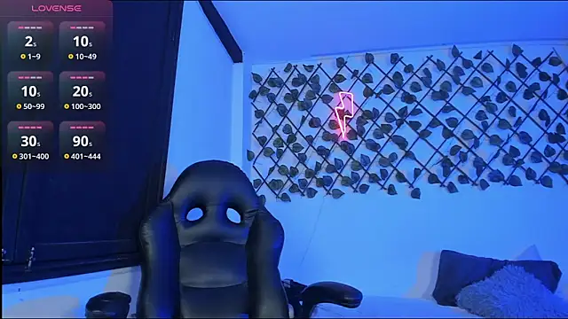 Liam Anny online show from December 5, 2025, 1:38 am