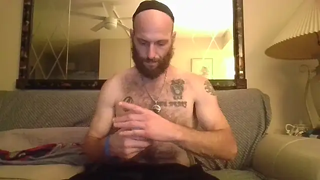 Snapshot of KosherCo313 chatting on November 19, 2025, 2:33 am KosherCo313 online show from November 19, 2025, 2:33 am