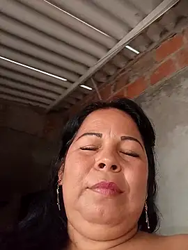 Snapshot of mother2-divorced chatting on November 25, 2025, 1:33 pm mother2-divorced online show from November 25, 2025, 1:33 pm