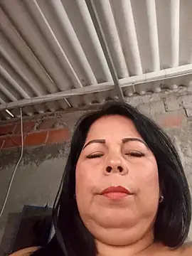 Snapshot of mother2-divorced chatting on November 28, 2025, 1:22 pm mother2-divorced online show from November 28, 2025, 1:22 pm