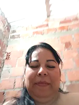 Snapshot of mother2-divorced chatting on December 4, 2025, 12:59 pm mother2-divorced online show from December 4, 2025, 12:59 pm