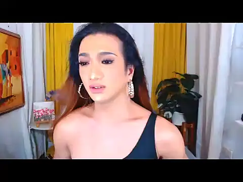 DianaFierce online show from December 4, 2025, 1:32 pm