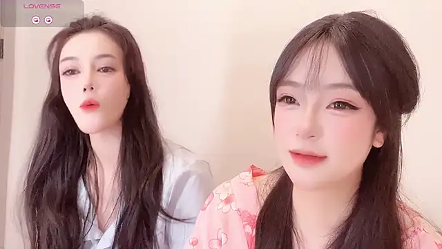 Snapshot of Follyise chatting on June 29, 2026, 8:54 am Follyise online show from June 29, 2026, 8:54 am