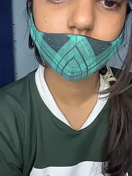 Cute Marina online show from December 19, 2025, 5:21 am