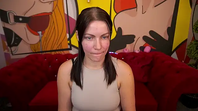 Snapshot of SofieMoons chatting on October 27, 2025, 1:45 pm SofieMoons online show from October 27, 2025, 1:45 pm