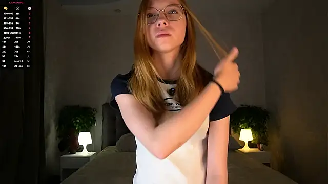 Snapshot of BarbaraViggiani chatting on November 22, 2025, 6:51 pm BarbaraViggiani online show from November 22, 2025, 6:51 pm