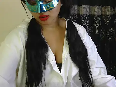 crazy witch online show from October 31, 2025, 5:42 pm