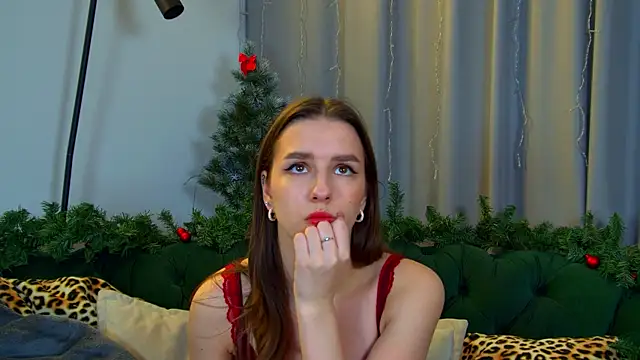 Snapshot of AliceAtkins chatting on January 12, 2026, 6:20 am AliceAtkins online show from January 12, 2026, 6:20 am