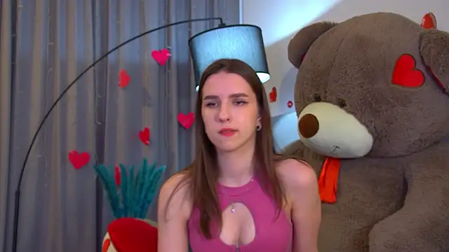 Snapshot of AliceAtkins chatting on March 1, 2026, 6:24 am AliceAtkins online show from March 1, 2026, 6:24 am