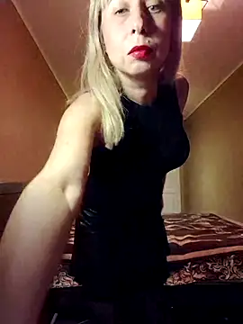 SelinaLovqx online show from February 22, 2026, 3:35 pm