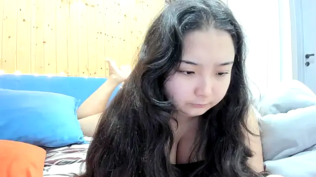 Snapshot of miomyao chatting on December 18, 2025, 1:55 am miomyao online show from December 18, 2025, 1:55 am