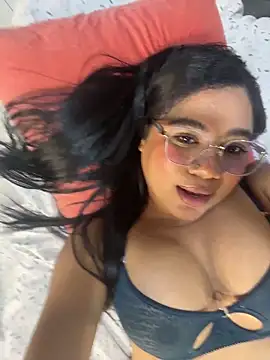 MelissaHex online show from November 27, 2025, 10:54 pm