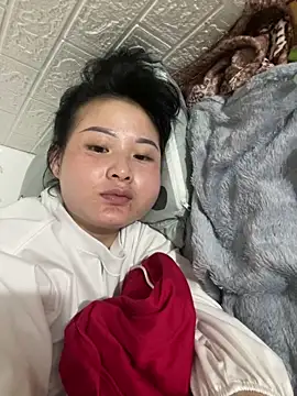 Emma sexy98 online show from December 18, 2025, 3:27 pm