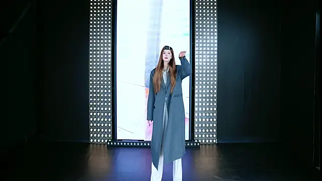 U1-mmm online show from October 30, 2025, 8:45 am