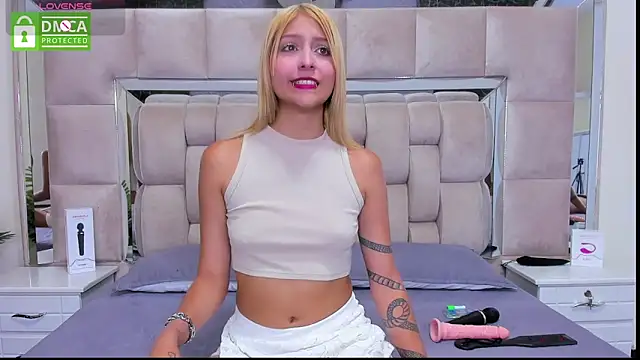 daniiela beteche777 online show from November 13, 2025, 12:31 pm