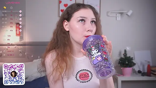 MegganKinson online show from March 15, 2026, 5:14 am