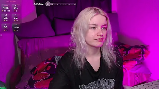 CherryNight6 online show from April 11, 2026, 9:07 pm