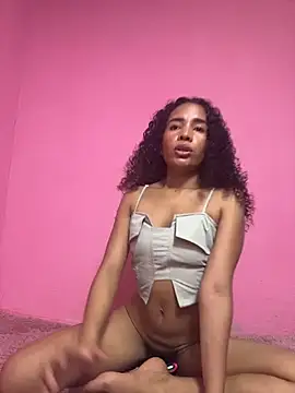 Gigi Scott  online show from March 16, 2026, 2:08 am