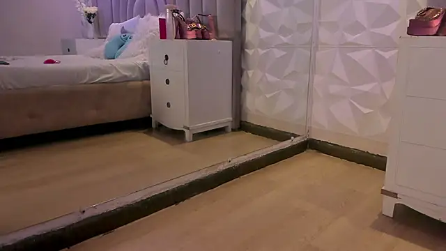 SweetKata  online show from March 10, 2026, 6:56 pm