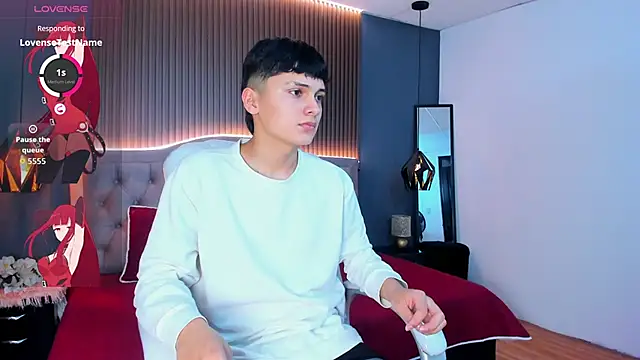 Snapshot of Maxii18_ chatting on October 30, 2025, 7:11 pm Maxii18 online show from October 30, 2025, 7:11 pm