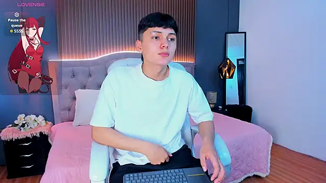 Snapshot of Maxii18_ chatting on November 1, 2025, 6:57 pm Maxii18 online show from November 1, 2025, 6:57 pm