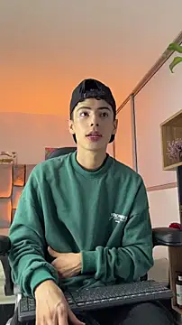 Snapshot of Sebastian_Reed chatting on February 19, 2026, 7:27 am Sebastian Reed online show from February 19, 2026, 7:27 am