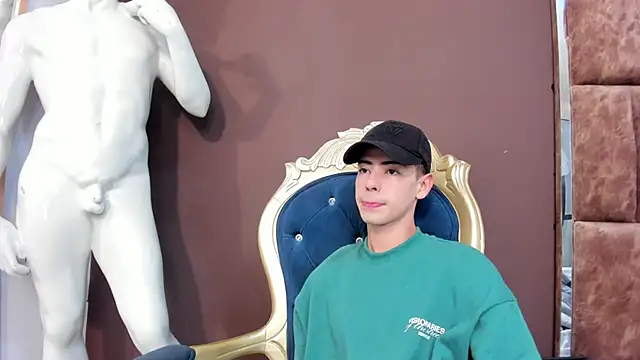 Snapshot of Sebastian_Reed chatting on January 15, 2026, 2:37 am Sebastian Reed online show from January 15, 2026, 2:37 am