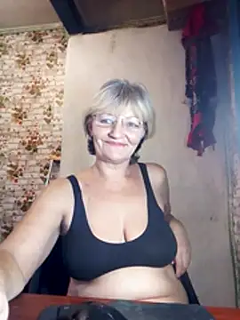 Snapshot of NikaGold454 chatting on November 8, 2025, 12:20 pm NikaGold454 online show from November 8, 2025, 12:20 pm