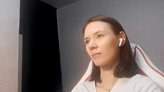 Snapshot of KarrenPurse chatting on October 23, 2025, 4:16 pm KarrenPurse online show from October 23, 2025, 4:16 pm