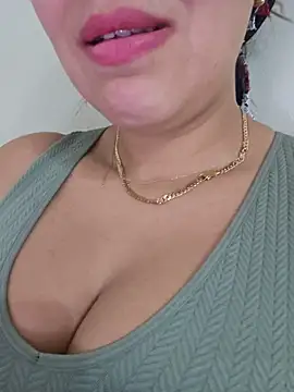 Snapshot of Sexy-girl chatting on May 11, 2026, 4:04 pm Sexy-girl online show from May 11, 2026, 4:04 pm