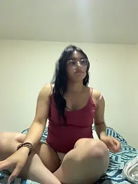 Snapshot of Sophiahilt0n_ chatting on October 29, 2025, 12:48 pm Sophiahilt0n online show from October 29, 2025, 12:48 pm