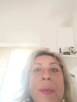 Snapshot of Anabel-455 chatting on October 25, 2025, 11:42 am Anabel-455 online show from October 25, 2025, 11:42 am