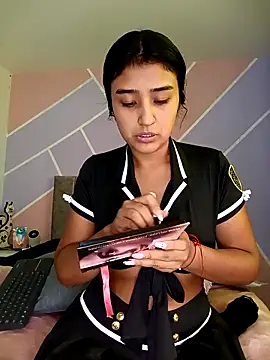 Snapshot of Nahomievans233 chatting on November 1, 2025, 12:43 pm Nahomievans233 online show from November 1, 2025, 12:43 pm