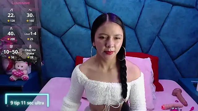 Snapshot of JulietaDiamond chatting on February 27, 2026, 3:07 am JulietaDiamond online show from February 27, 2026, 3:07 am