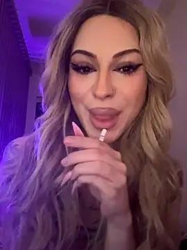 NovaPearl online show from November 2, 2025, 8:36 pm