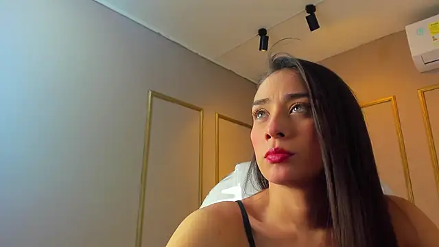 Snapshot of NahimiThompson chatting on November 27, 2025, 7:47 pm NahimiThompson online show from November 27, 2025, 7:47 pm