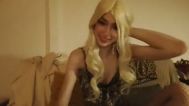 carmine cate online show from November 6, 2025, 9:19 pm