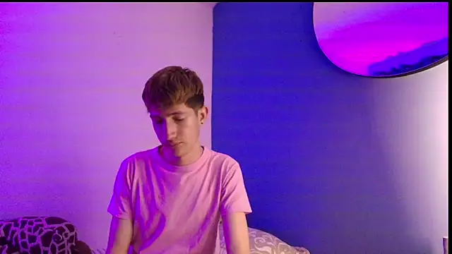 Snapshot of Erick_Taylor3 chatting on February 8, 2026, 8:39 pm Erick Taylor3 online show from February 8, 2026, 8:39 pm