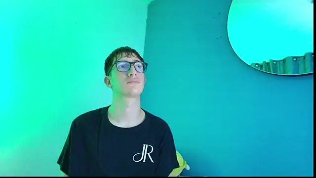 Snapshot of Erick_Taylor3 chatting on February 2, 2026, 8:19 pm Erick Taylor3 online show from February 2, 2026, 8:19 pm