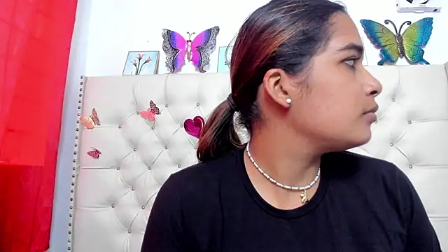 Snapshot of celena_wonder chatting on June 18, 2026, 7:30 pm celena wonder online show from June 18, 2026, 7:30 pm