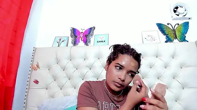 Snapshot of celena_wonder chatting on July 13, 2026, 7:13 pm celena wonder online show from July 13, 2026, 7:13 pm