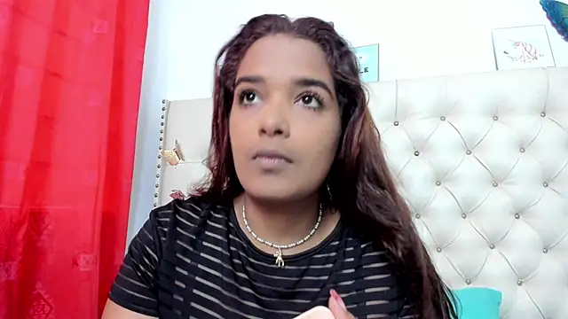 Snapshot of celena_wonder chatting on July 6, 2026, 7:16 pm celena wonder online show from July 6, 2026, 7:16 pm
