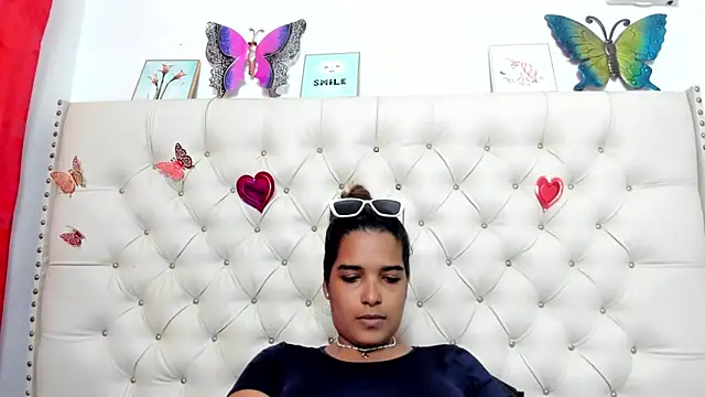 Snapshot of celena_wonder chatting on June 10, 2026, 7:15 pm celena wonder online show from June 10, 2026, 7:15 pm