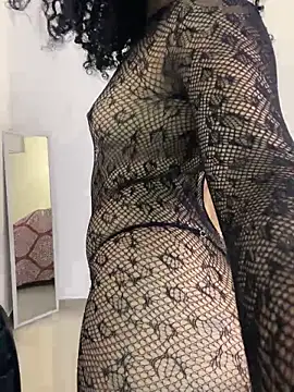 Snapshot of Georgina_x chatting on November 4, 2025, 9:18 pm Georgina x online show from November 4, 2025, 9:18 pm